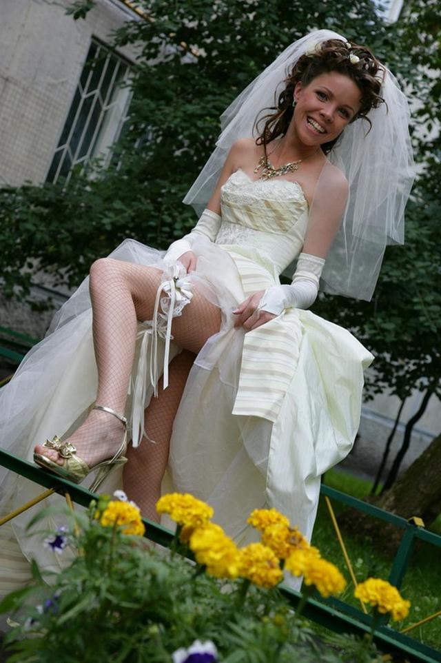 Look under skirt of sexy brides 5 photo