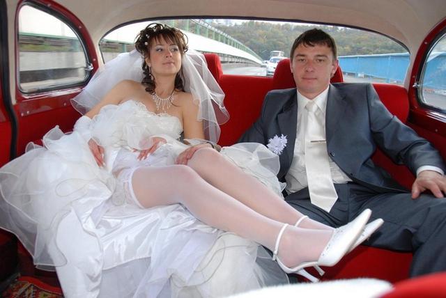 Look under skirt of sexy brides 9 photo