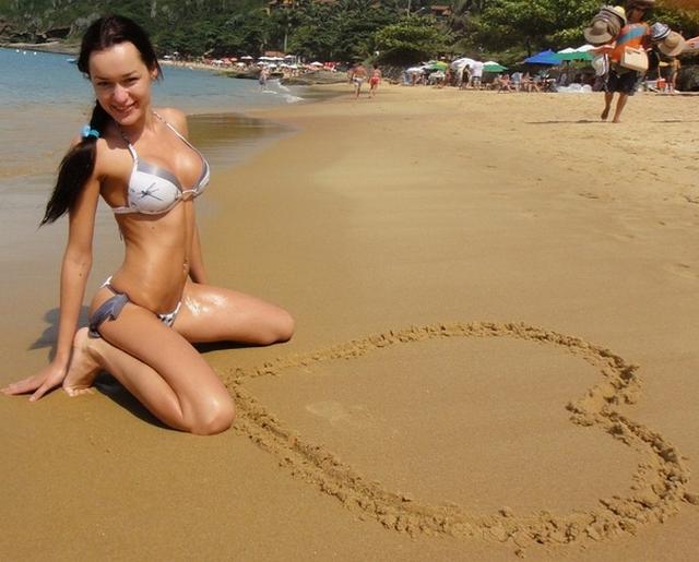 Sexy and shapely girls have fun at the beach 11 photo