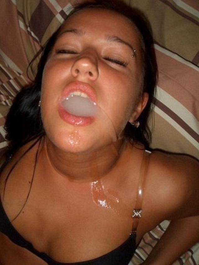 Cute girls swallows white sperm after blowjob 5 photo