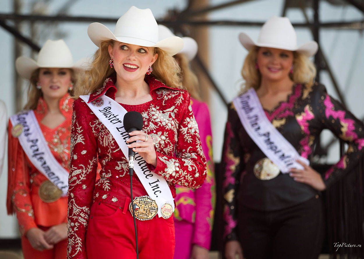 Showy photo beauties with Miss Rodeo 8 photo