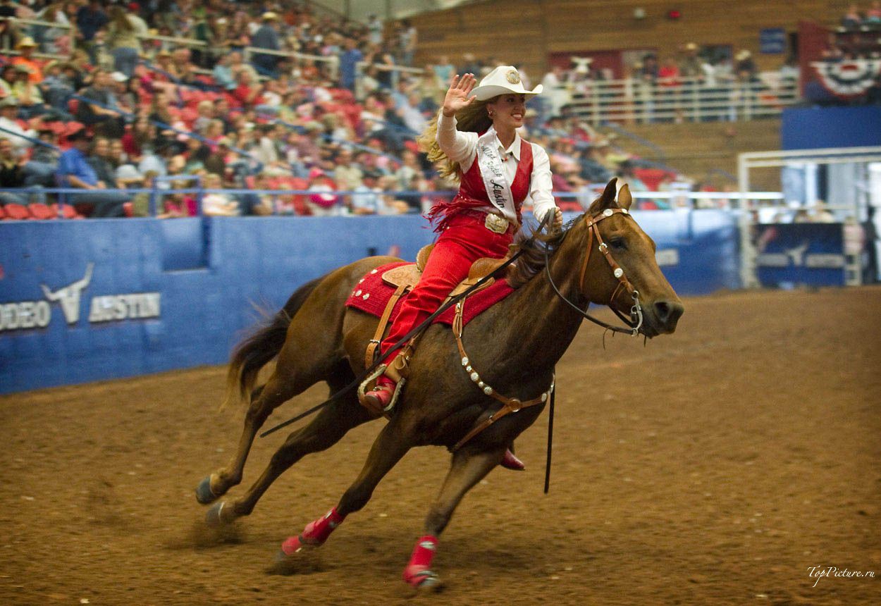 Showy photo beauties with Miss Rodeo 19 photo